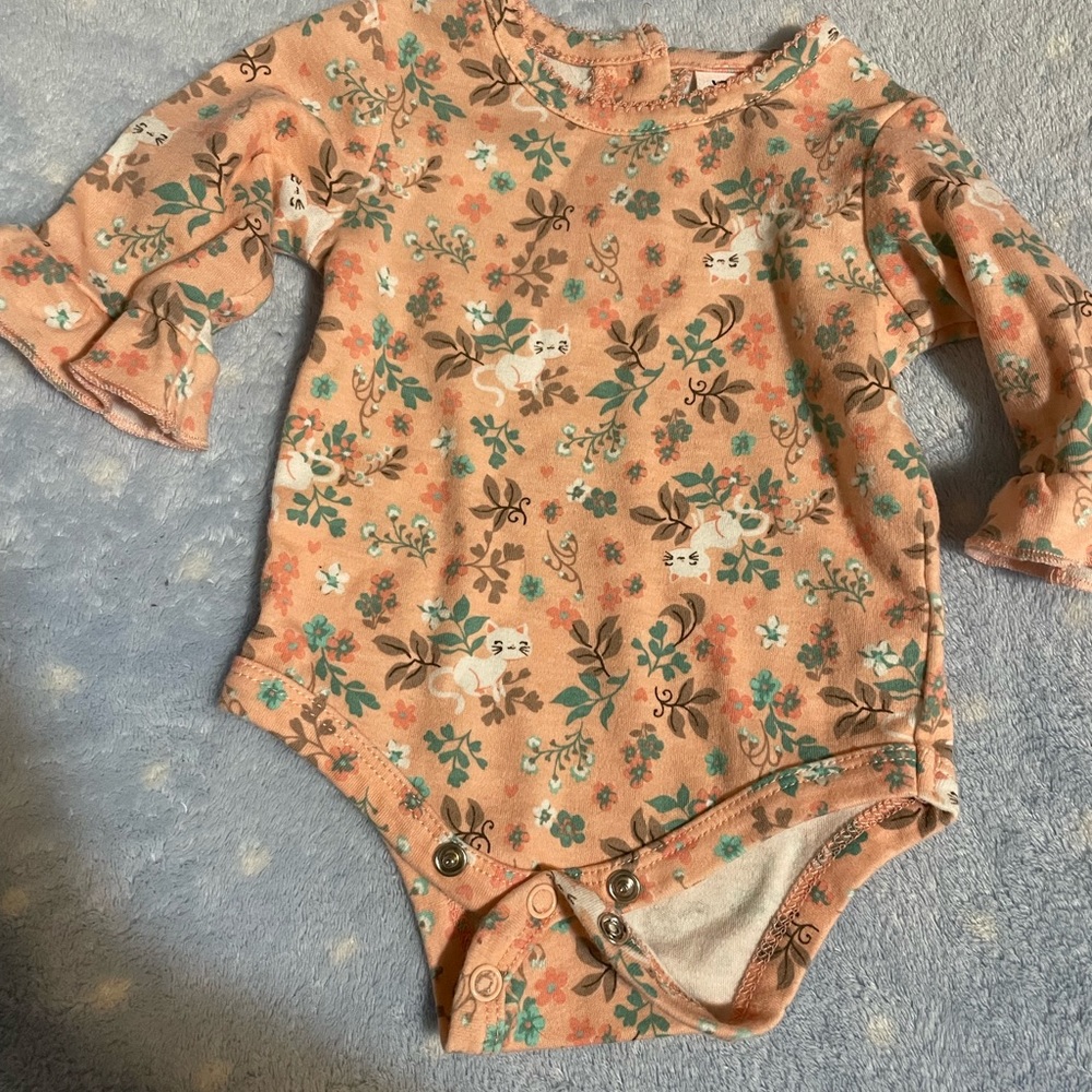 Little Lass Baby: Onsie
